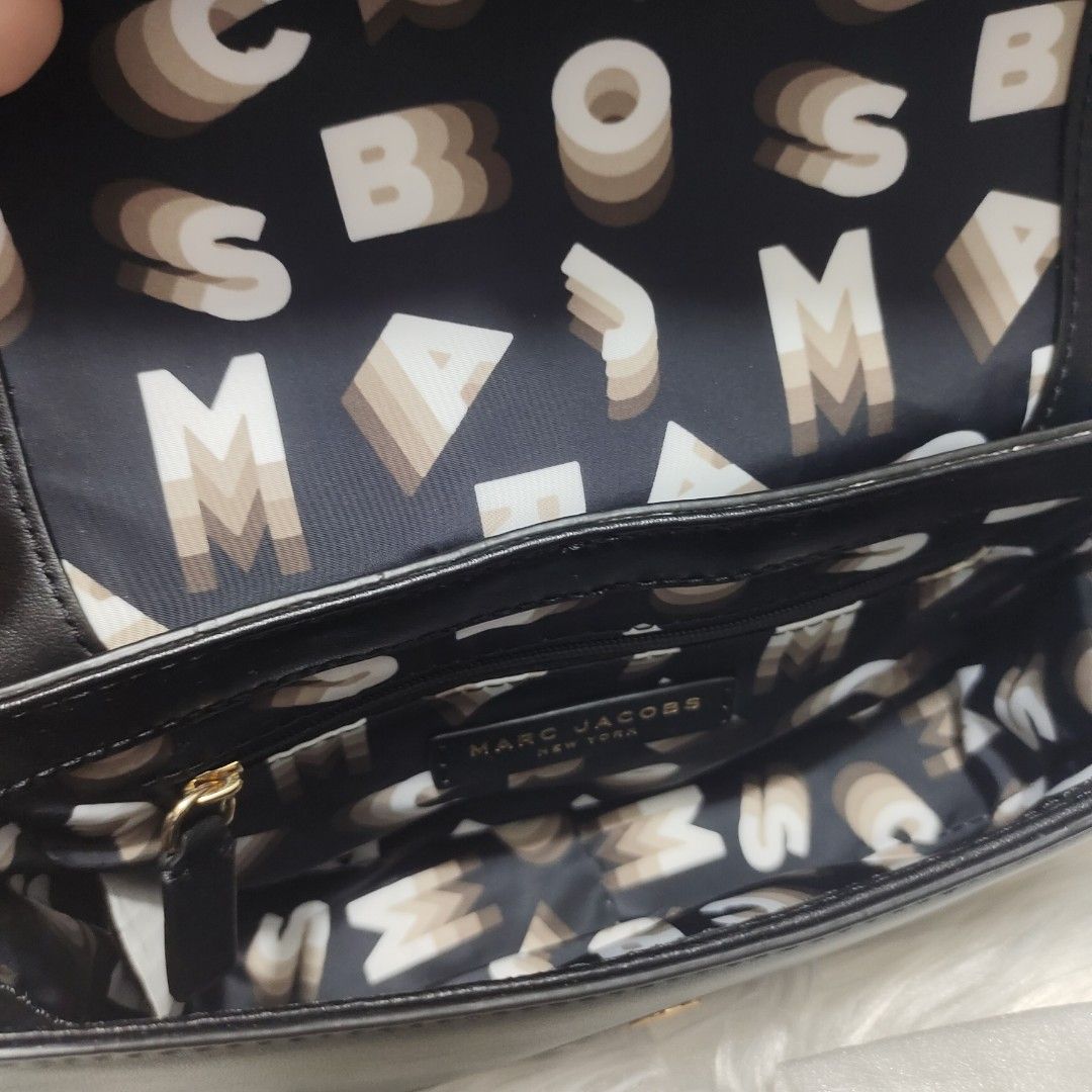 authentic brand new marc jacobs flash saddle black gold crossbody kili