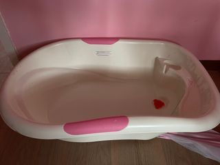 Baby bathtub