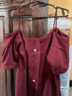 Bakuna party-friendly red top