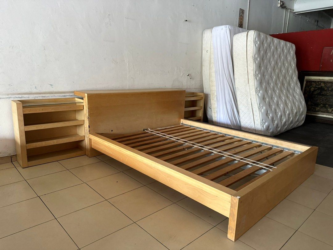 Bedframe ikea Malm Queen storage headboard