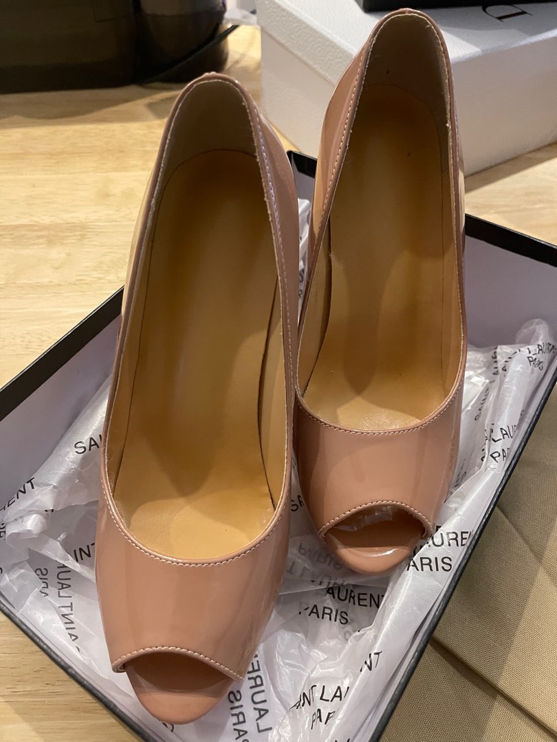 pumps peep toe
