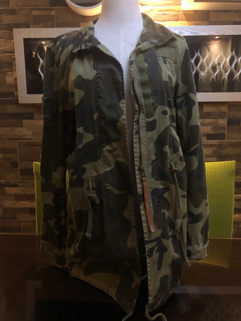 Bershka Camouflage Army Jacket, Women's Fashion, Coats, Jackets and