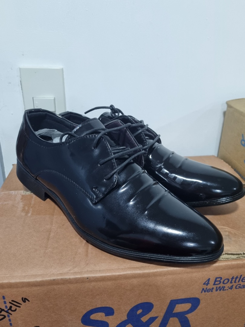 stylish black formal shoes
