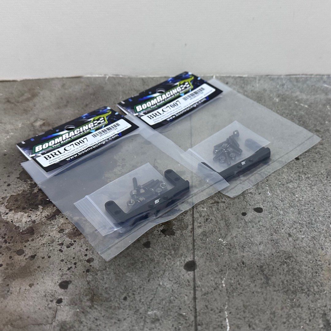 Boom Racing Aluminium Servo Mount on Axle for RC Crawler, Hobbies & Toys, Toys & Games on Carousell