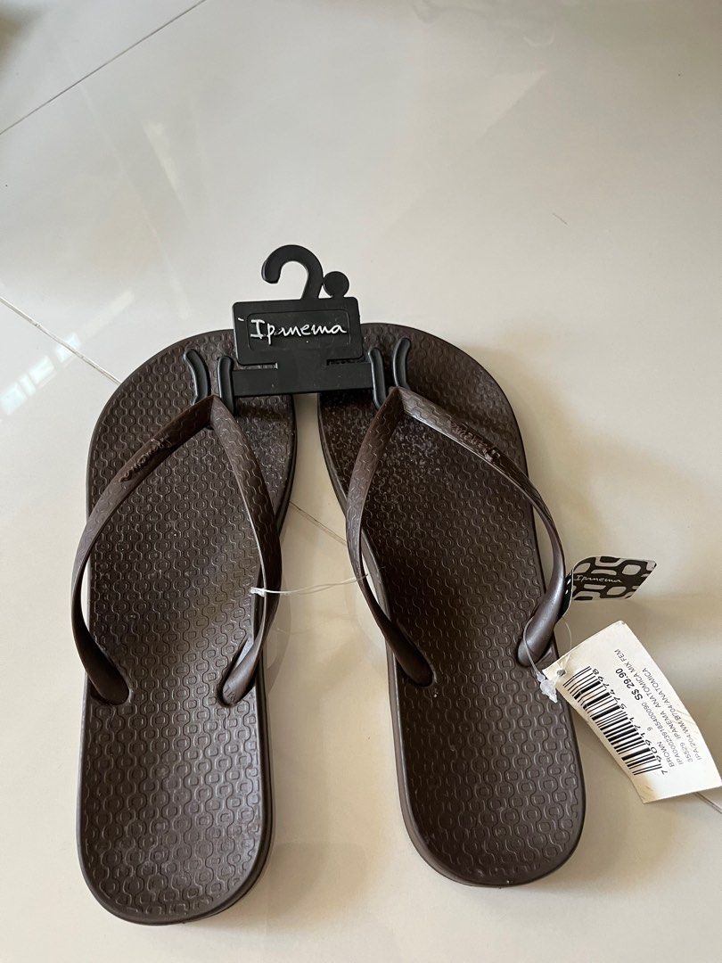 Brand New Ipanema flip flops in brown Women s Fashion Footwear