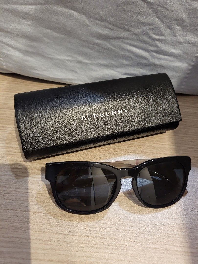 who makes burberry sunglasses