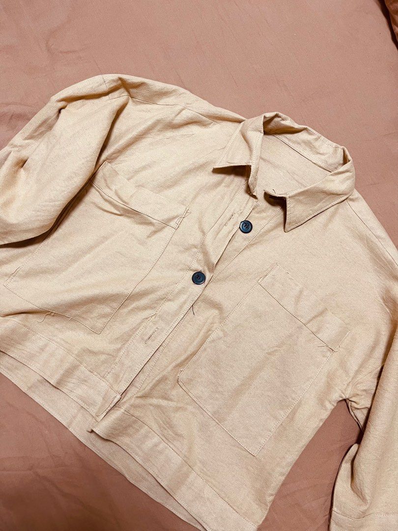 Button Down Top (Category: Shirts) located in Singapore. Submitted by tashhh. (Listing ID 1206277948, Image 2). Description: Brand new not worn before. Sleeve is slightly longer than average. .