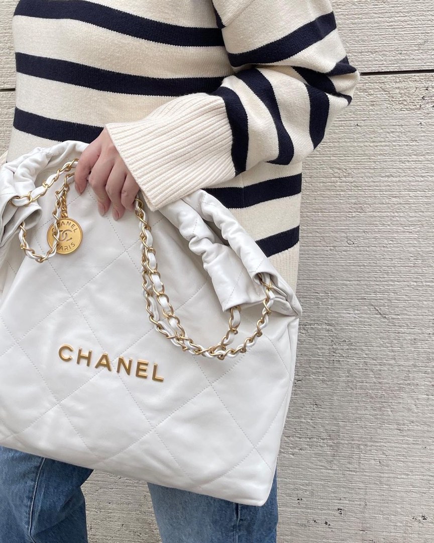 CHANEL 22 BAG UNBOXING, *Worth Buying?* Honest Review after