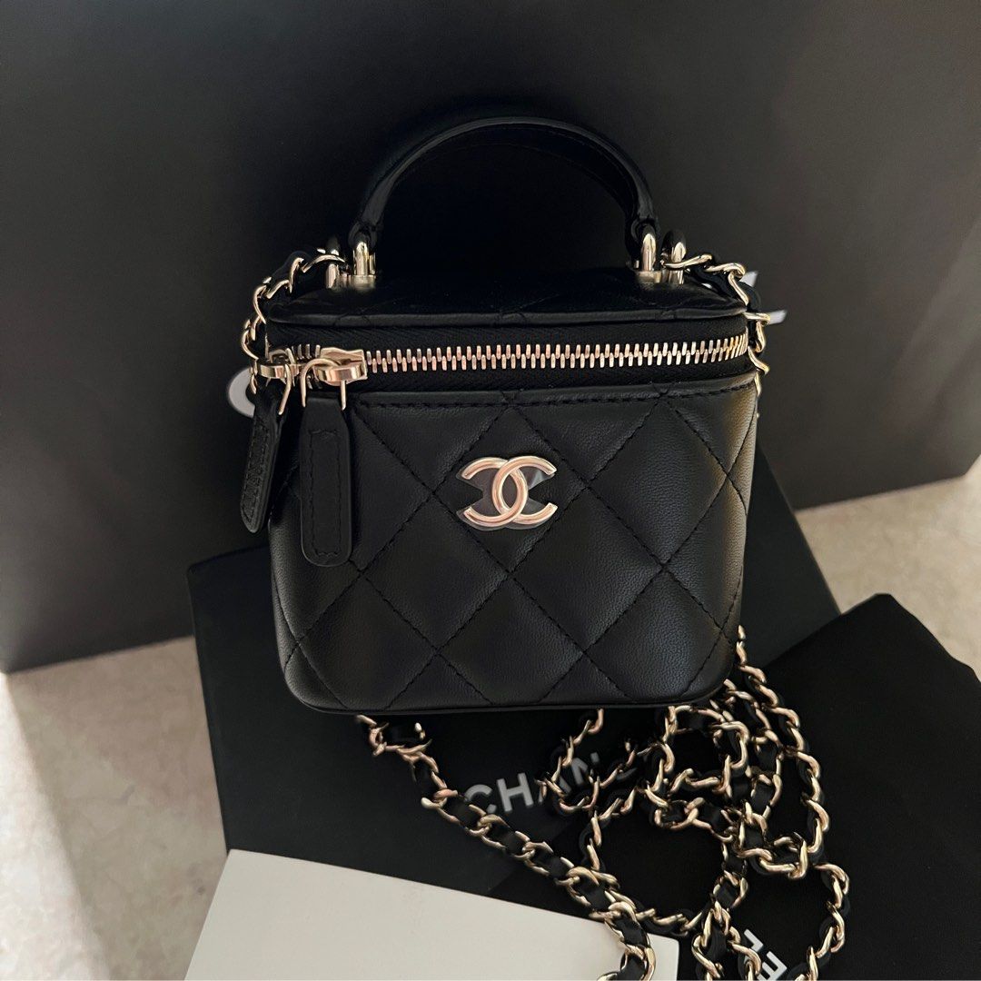 Chanel 22S Vanity with Top Handle, Women's Fashion, Bags & Wallets,  Clutches on Carousell