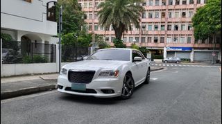 Chrysler 300C SRT8 6.4L HEMI V8 N/A New Body Model Preserved Auto