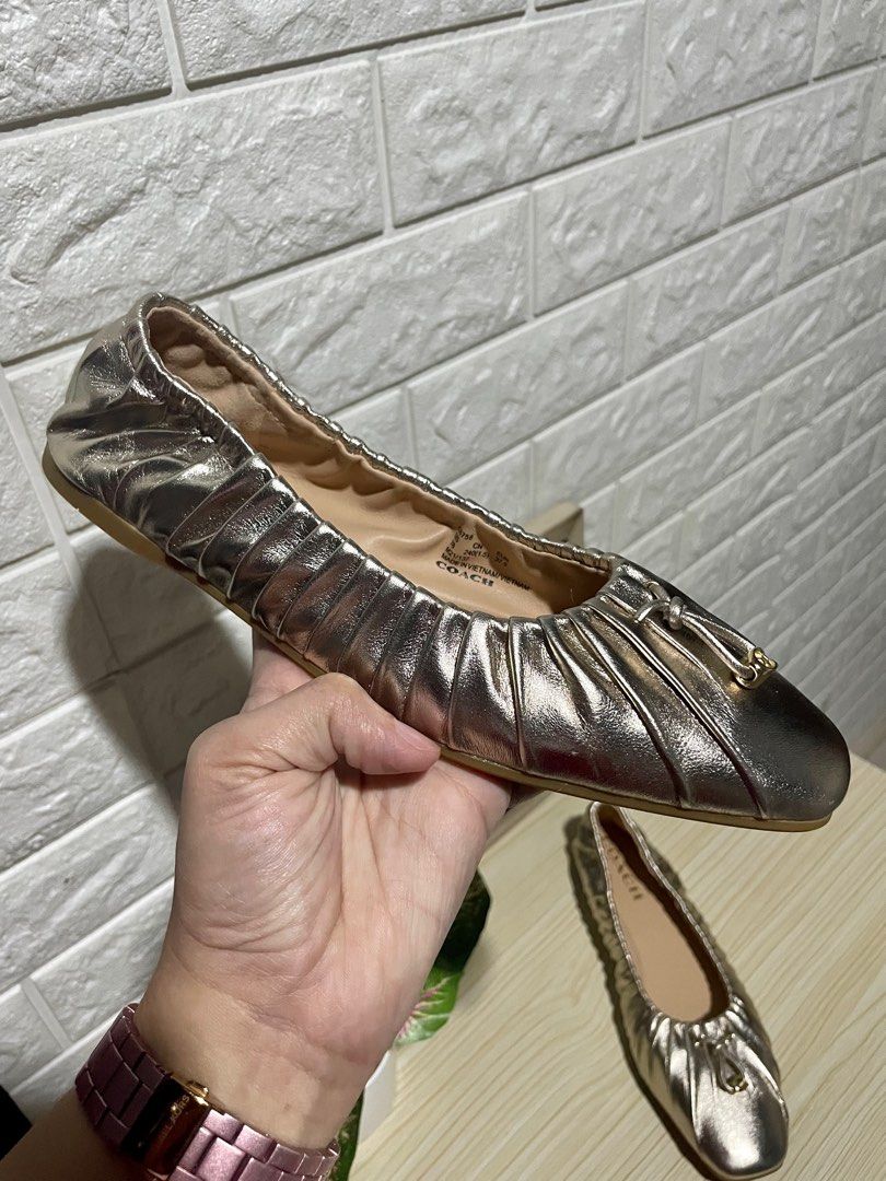 COACH Eleanor Flat Platinum Champagne Size 7, Luxury, Sneakers & Footwear  on Carousell