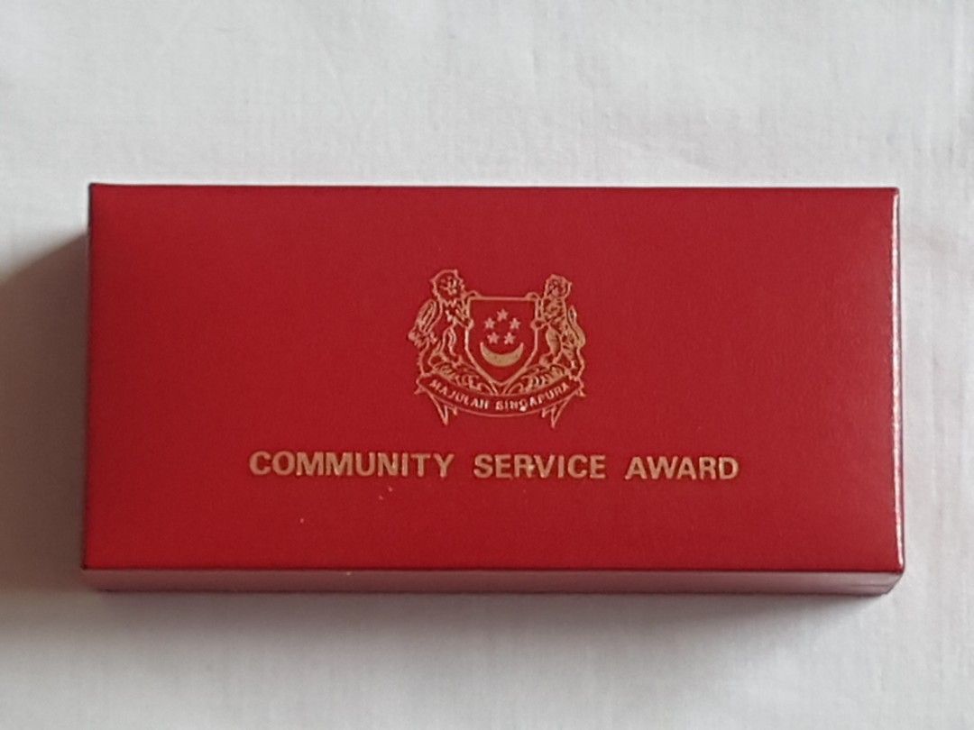 Community Service Award 10 Years Full Size Medal & Collar Pin, Hobbies ...