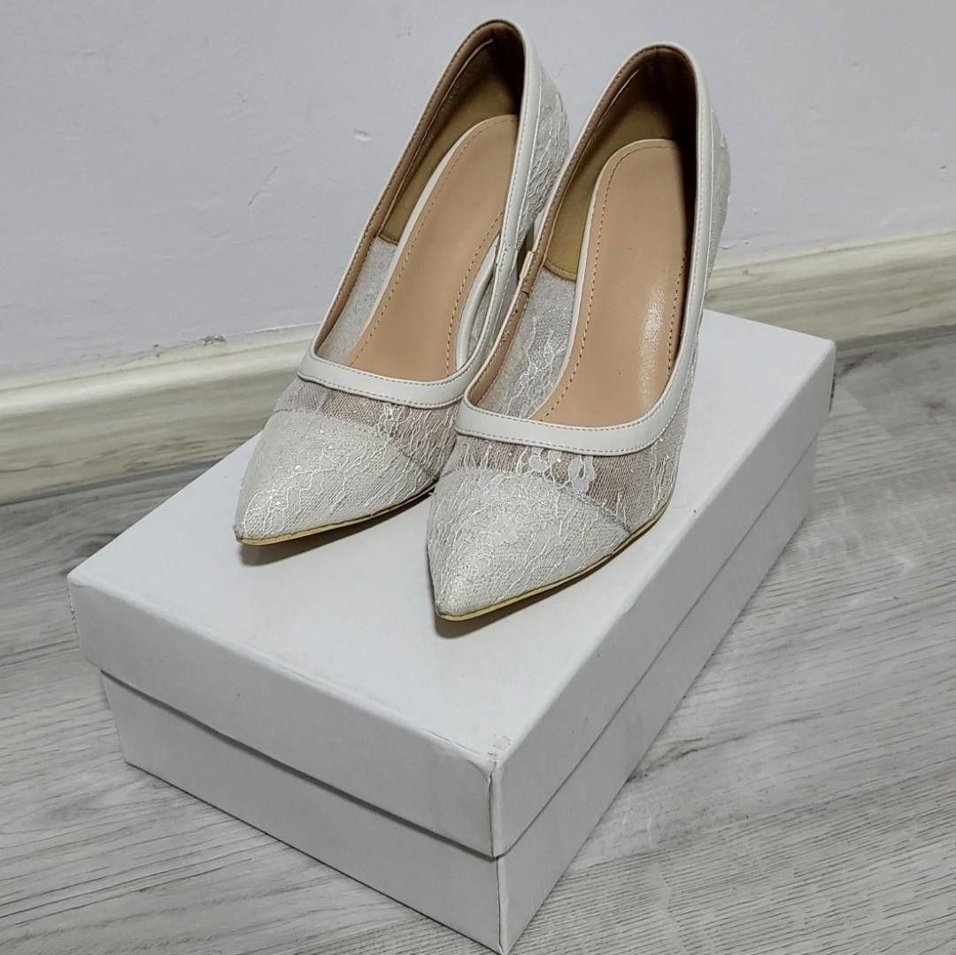 Custom made wedding bridal shoe Women s Fashion Footwear Heels