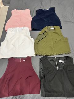 (Category: ) located in . Submitted by shopaholic_declutter (Listing ID 1206207342, Image 1). Description: .