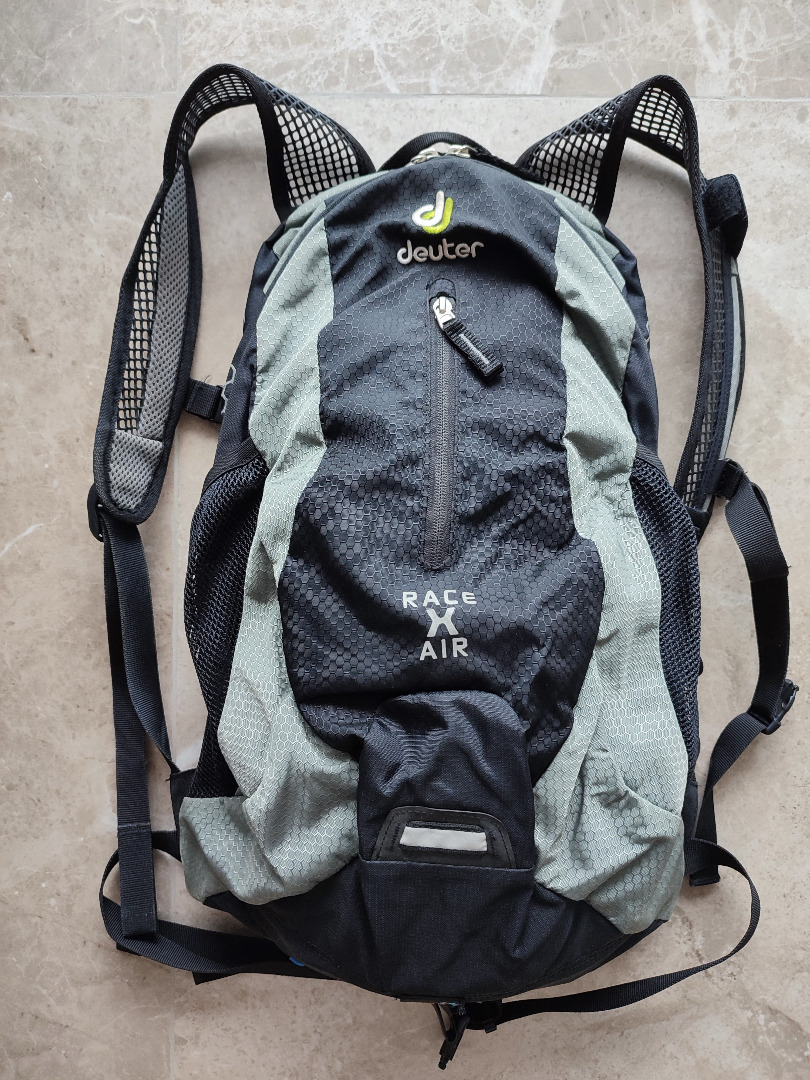 Deuter race hot sale x air backpack