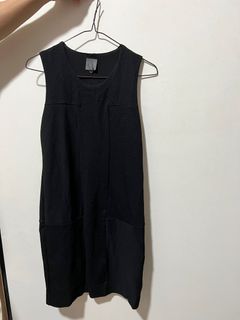 (Category: ) located in . Submitted by shopaholic_declutter (Listing ID 1206206764, Image 1). Description: .