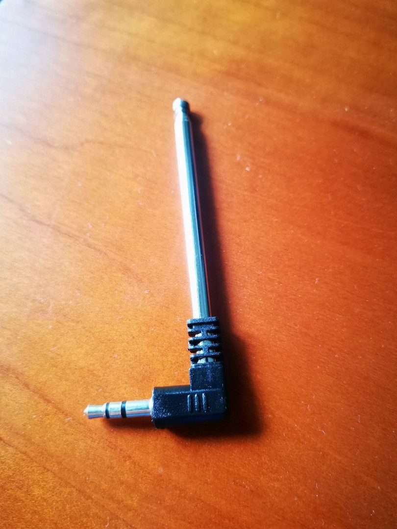 FM antenna, Audio, Portable Audio Accessories on Carousell