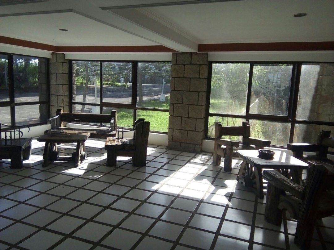 FOR SALE Mont Aire Condominium Tagaytay, Barangay Kaybagal East, near Mushroom Burger, Taal