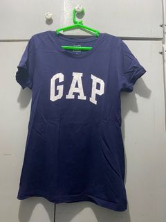 Gap blue shirt