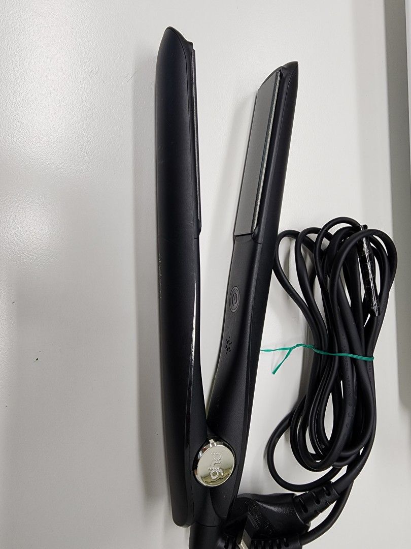 Ghd gold straightener, Beauty & Personal Care, Hair on Carousell