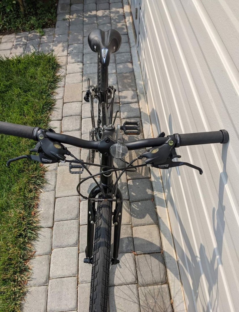 Giant Boulder Mountain Bike 26