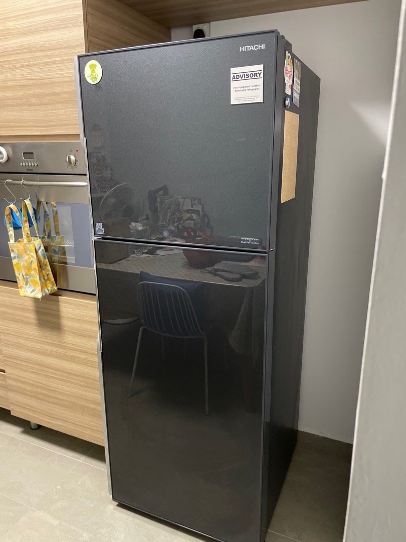 Hitachi made in Japan 365L, TV & Home Appliances, Kitchen