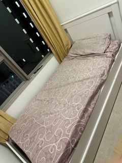 （分類：）位於 。 由 daffodil0199 提交（商品編號 1204443505，圖片 1）。簡介： 。