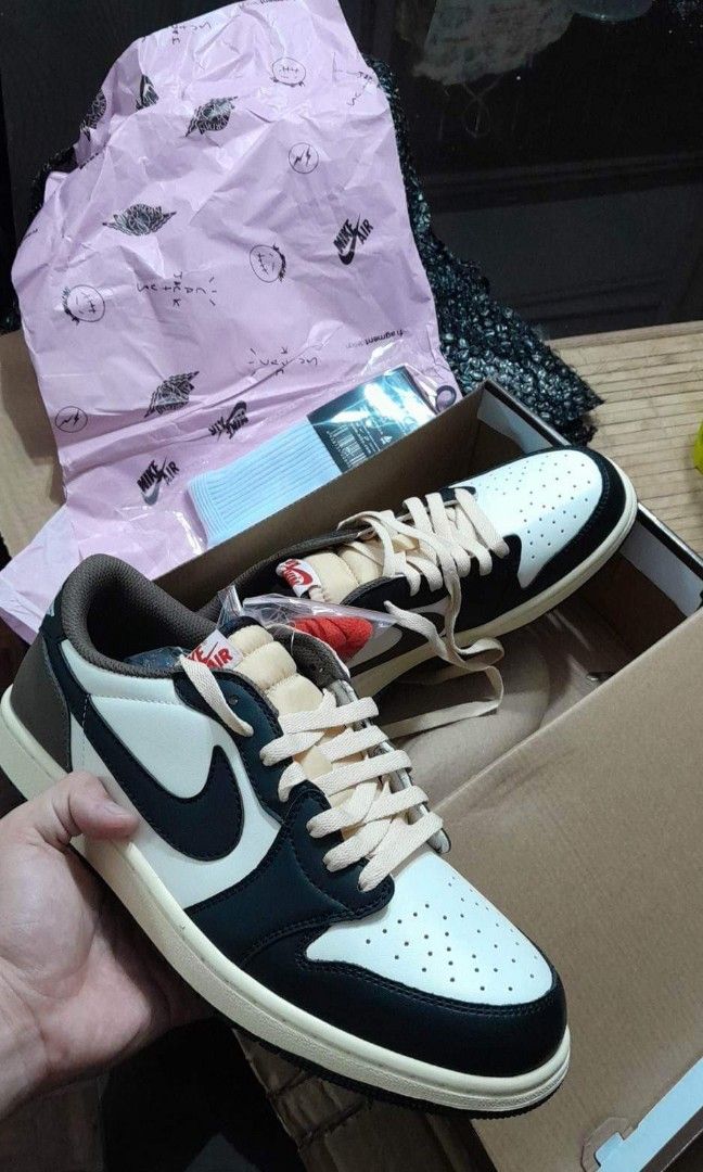jordan1 dark mocha