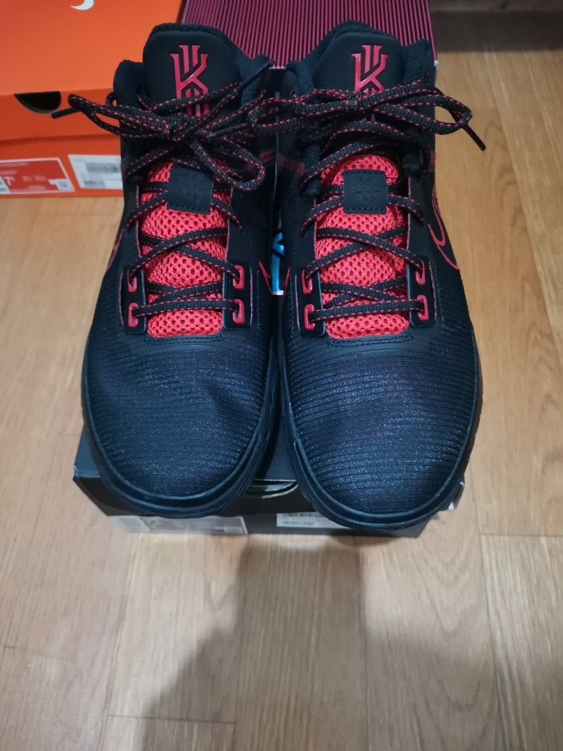 kyrie flytrap 4 ep ptt