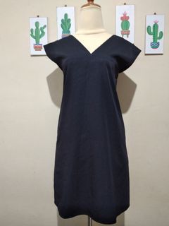 Love Bonito V Neck Dress