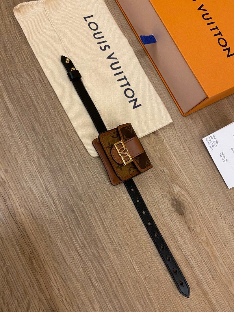 LV Louis Vuitton Party Dauphine Arm Bracelet, 男裝, 手錶及配件, 飾物架、飾物盒、飾物收納盒-  Carousell