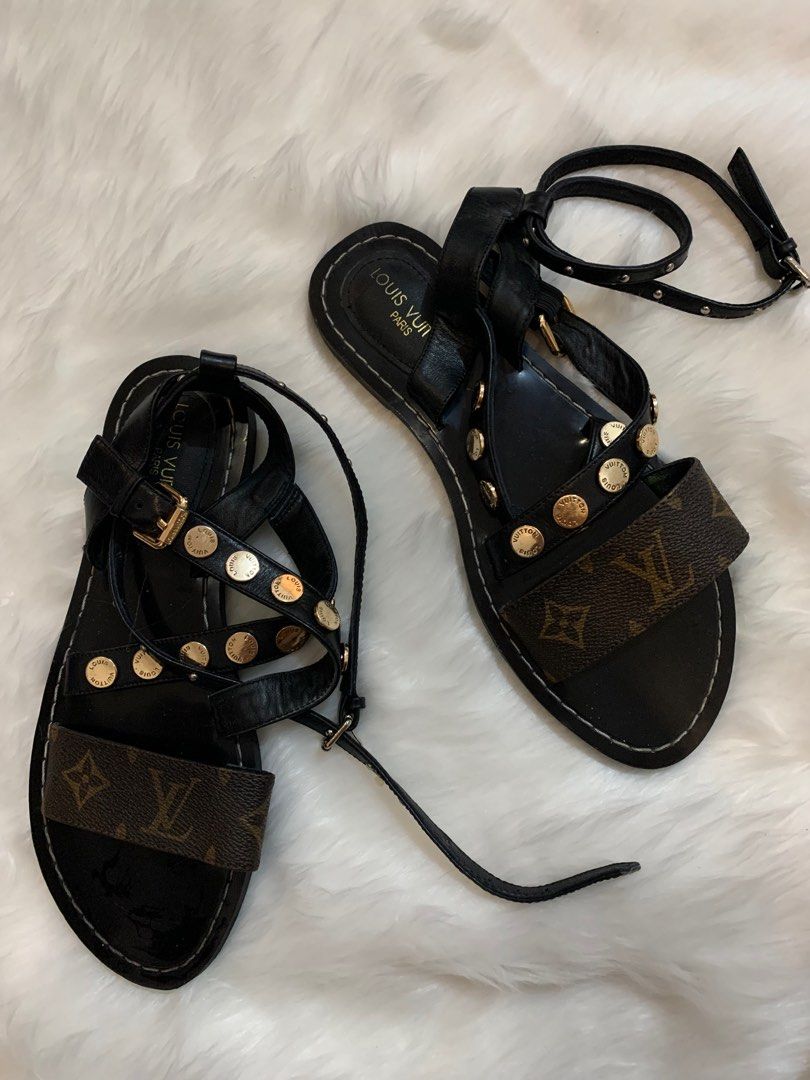 Passenger cross sandal outlet