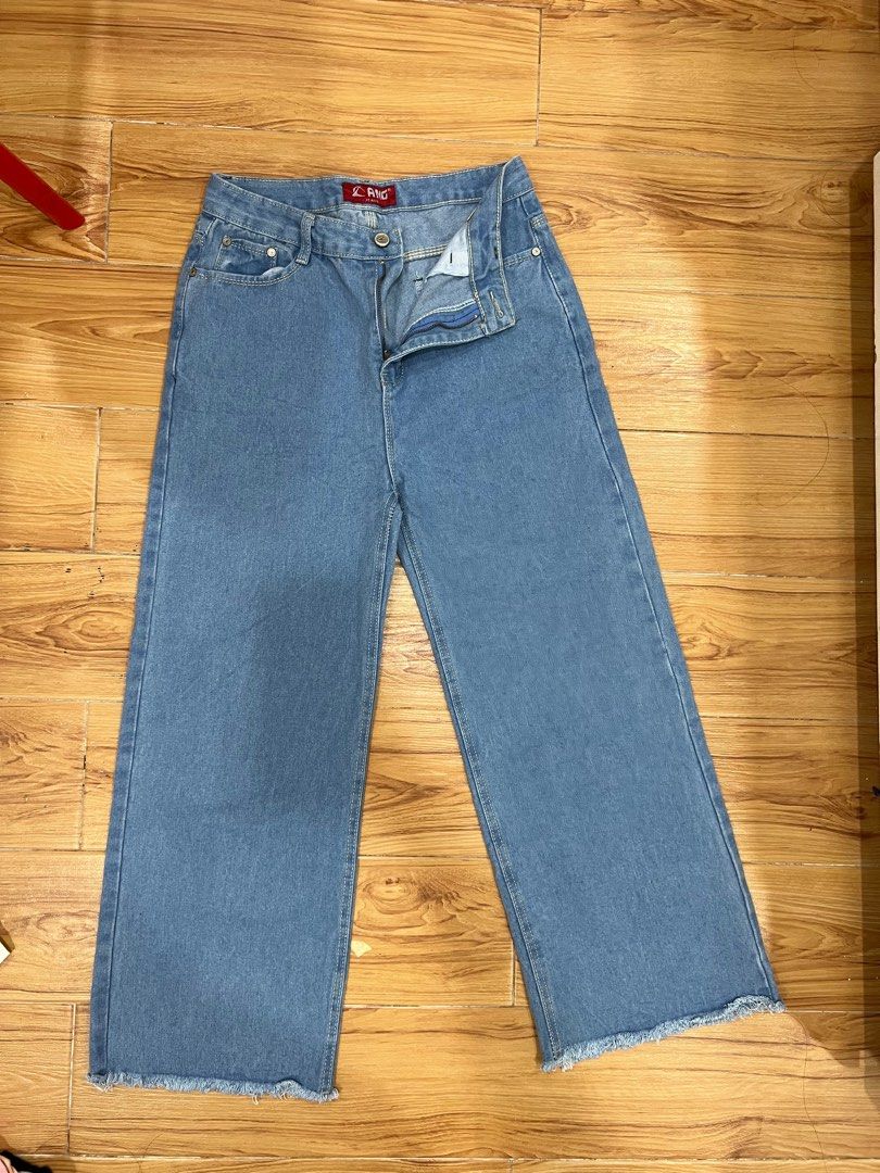 Maong pants, Women's Fashion, Bottoms, Jeans on Carousell