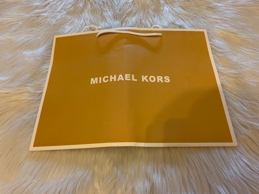 Michael Kors Paperbag (4 sizes), Luxury, Accessories on Carousell