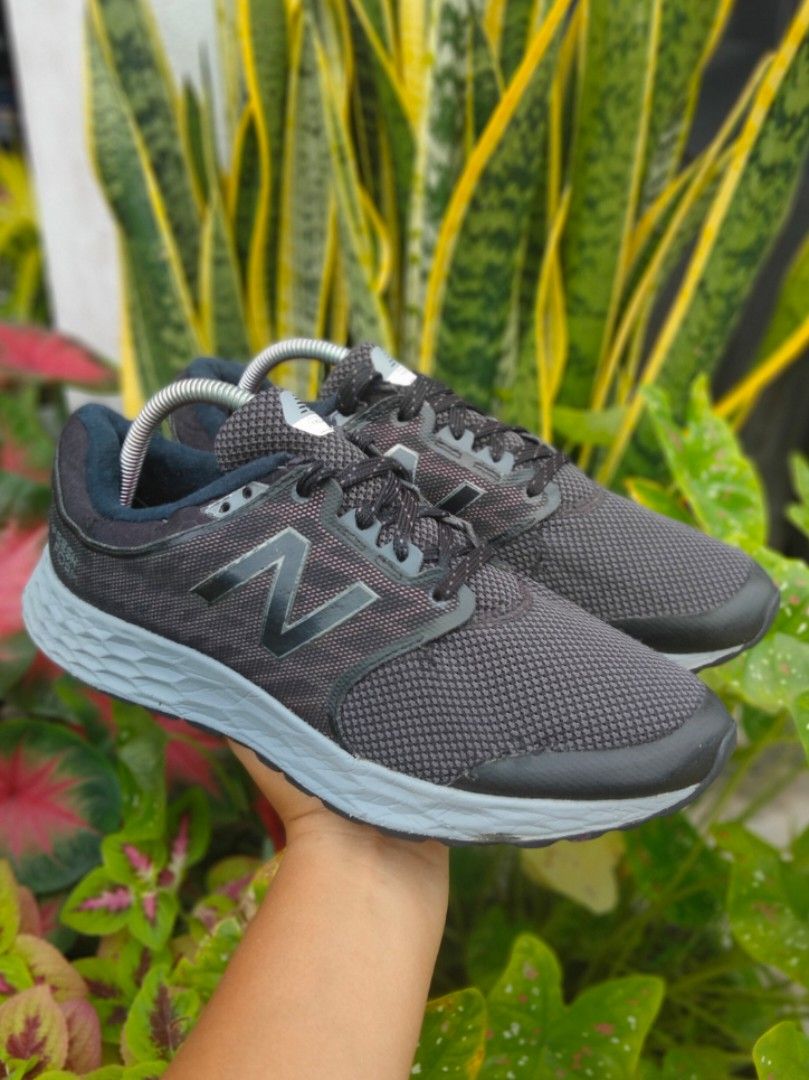 Nb takkies store