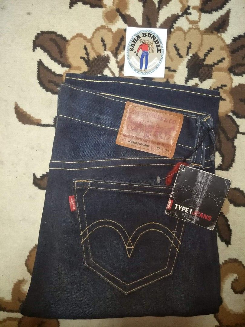 NEW OLD STOCK LEVIS TYPE 1 ICONIC STRAIGHT ORIGINAL LEVIS MADE IN GUATEMALA  88%COTTON 12%POLYESTER LEATHER PATCH W35 L48, Men's Fashion, Bottoms, Jeans  on Carousell