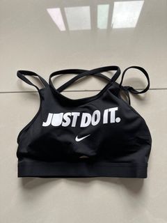NIKE 運動內衣