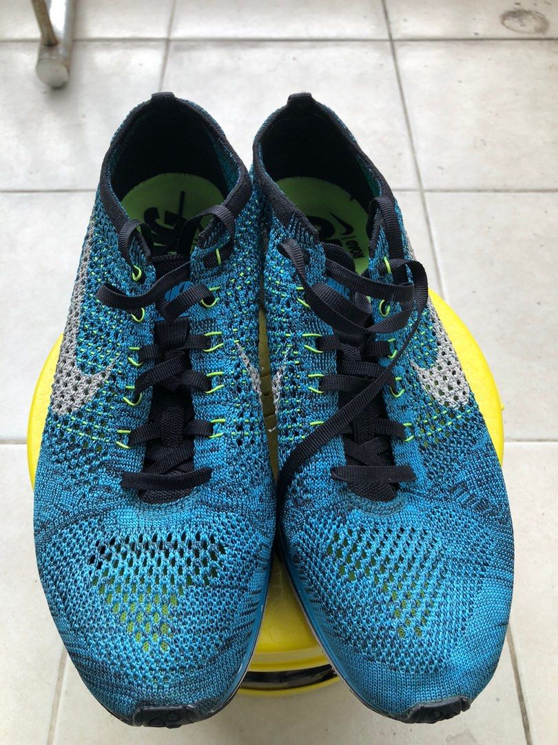 Nike flyknit sales racer blue cactus