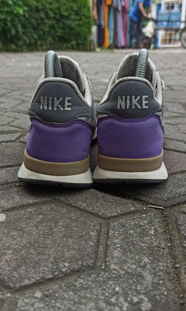 Nike discount internationalist 40.5