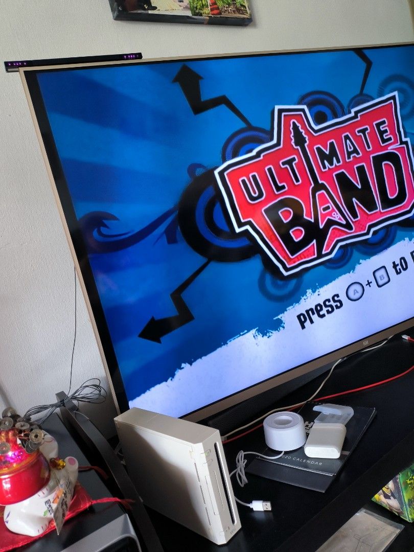 Nintendo Wii + Controller set, Video Gaming, Video Game Consoles