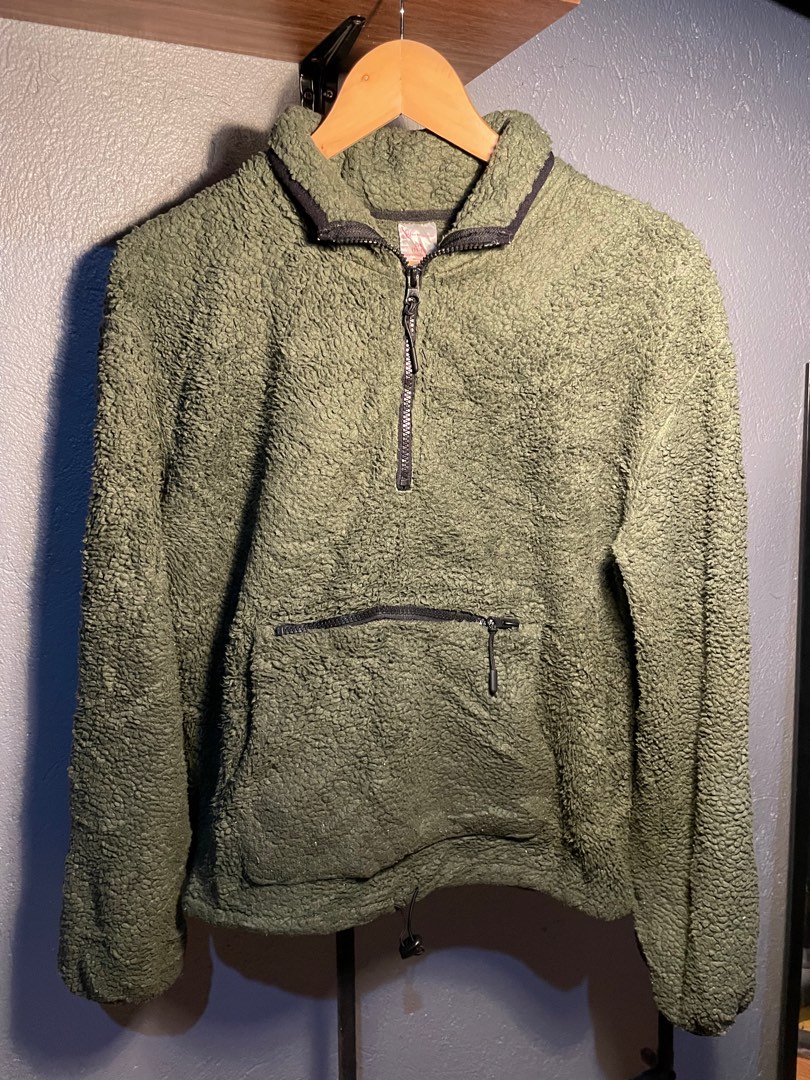 Olive green fleece jacket, Women's Fashion, Coats, Jackets and