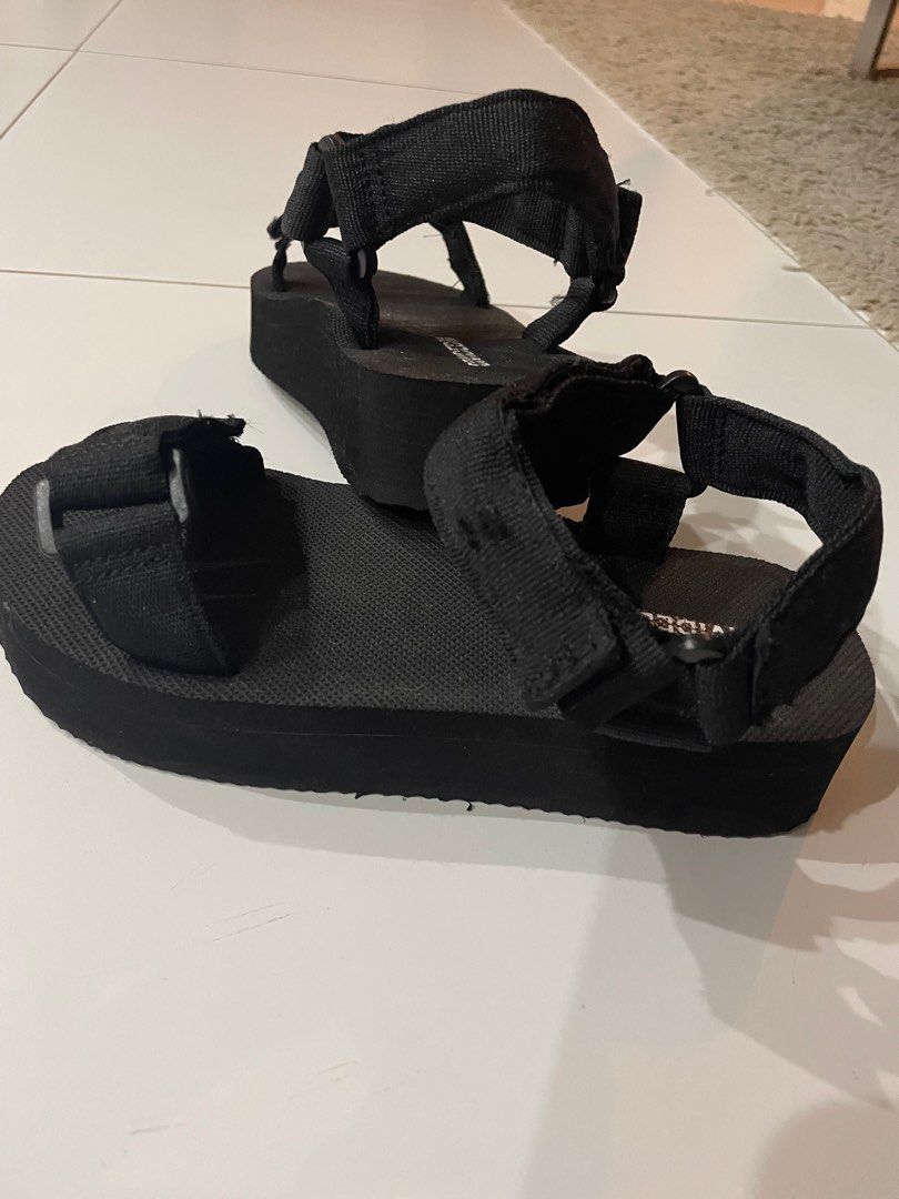 Platform sandals