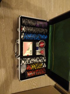 （分類：）位於 。 由 yardsale2022 提交（商品編號 1206245698，圖片 1）。簡介： 。