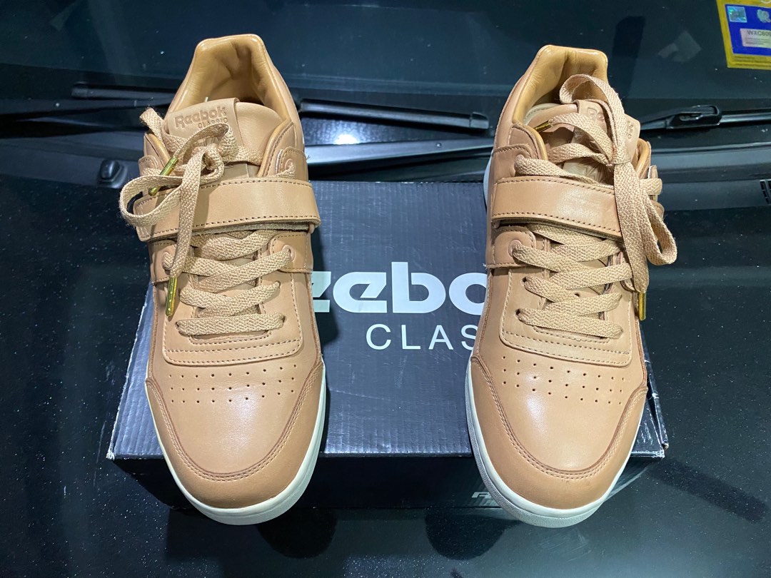 Reebok classic x crossover top