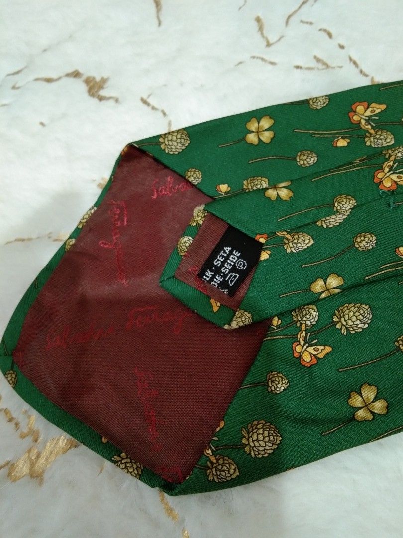 salvatore f.necktie (Category: Luxury Bags & Wallets) located in Quezon City. Submitted by cocooo18 (Listing ID 1206108409, Image 2). Description: no issue.