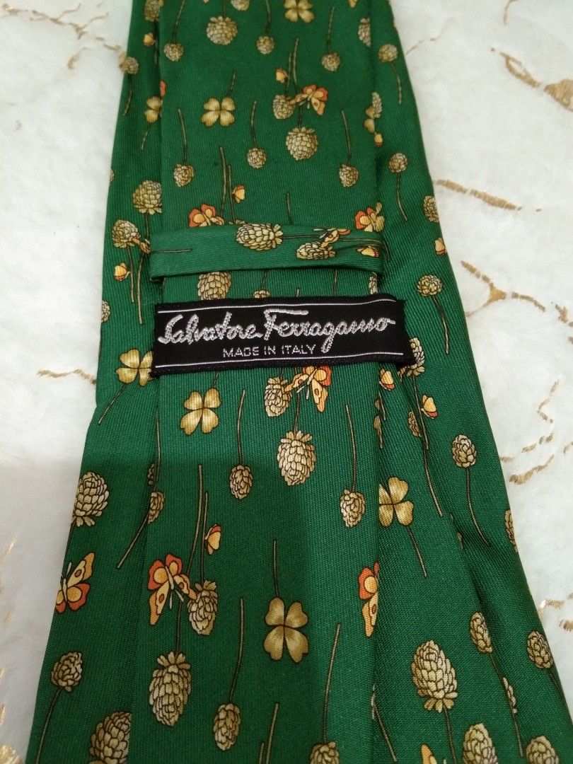 salvatore f.necktie (Category: Luxury Bags & Wallets) located in Quezon City. Submitted by cocooo18 (Listing ID 1206108409, Image 1). Description: no issue.