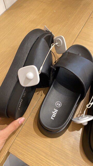Sandal rubi sale