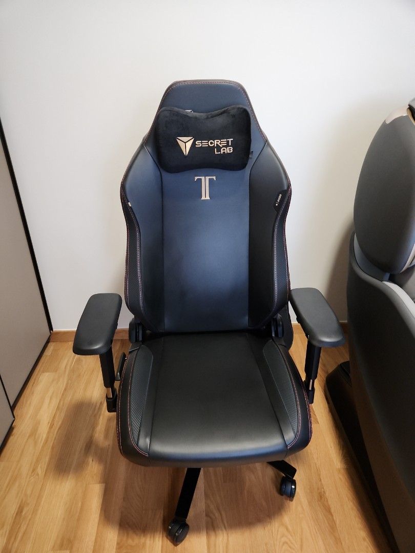 Secret Lab Gaming Chair Titan Evo 2022, Furniture & Home Living