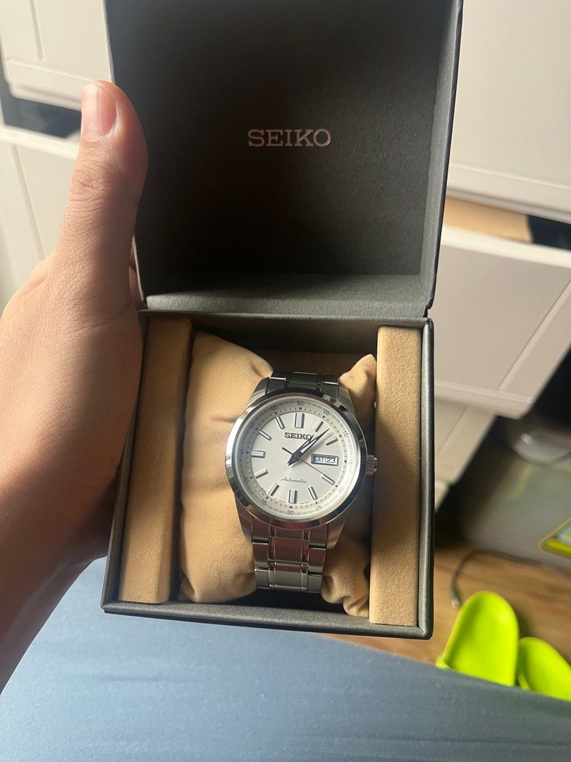 Seiko SARV001 Automatic 4R36 Movement, Men's Fashion, Watches &  Accessories, Watches on Carousell