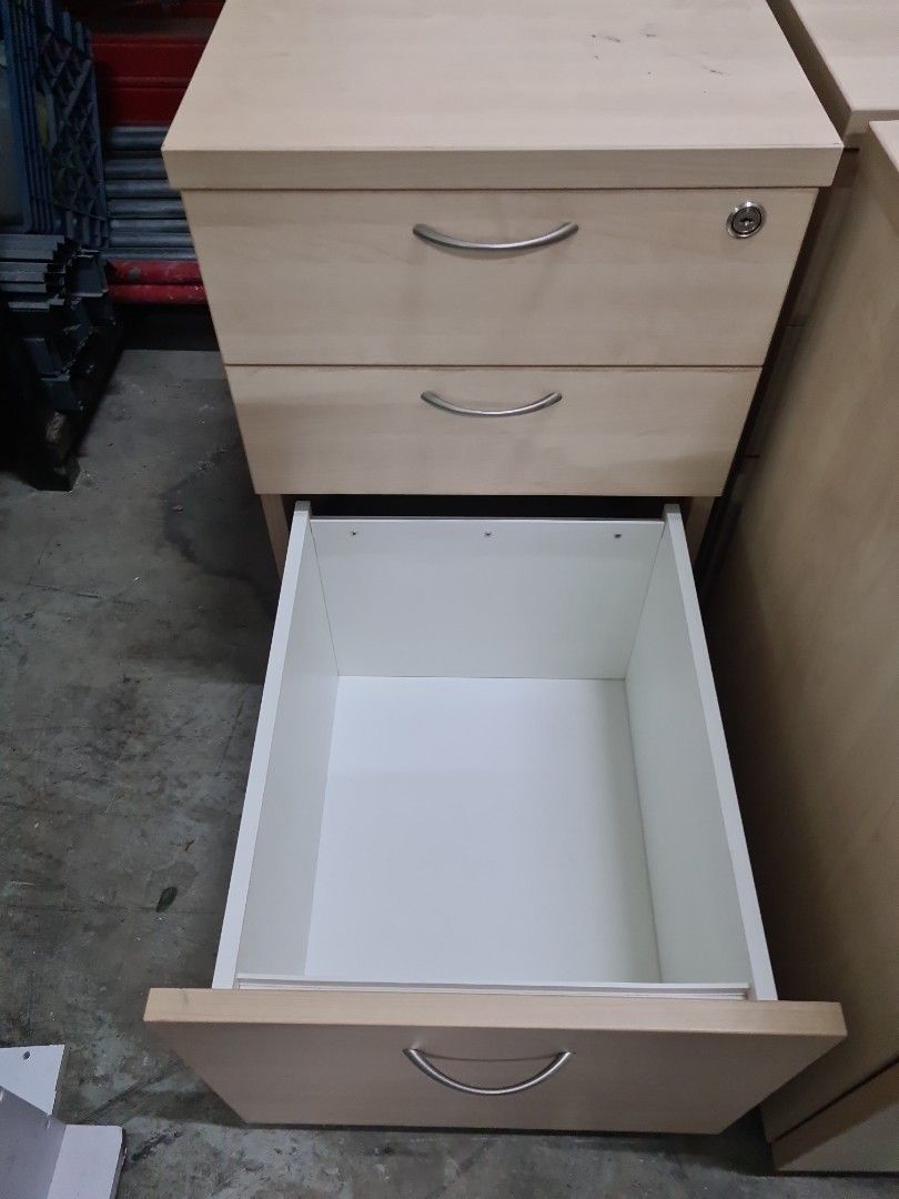 Small office Furniture & Home Living, Furniture, Shelves